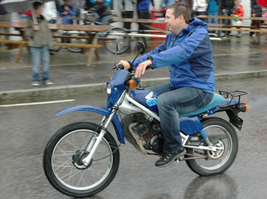 200900815-525-moped067