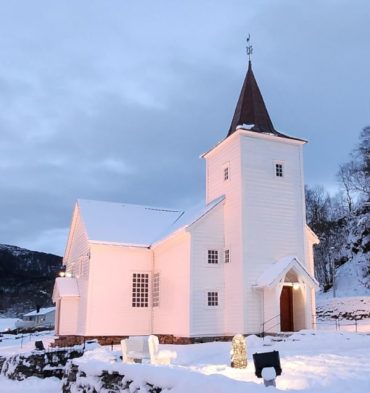 Kyrkja i jula